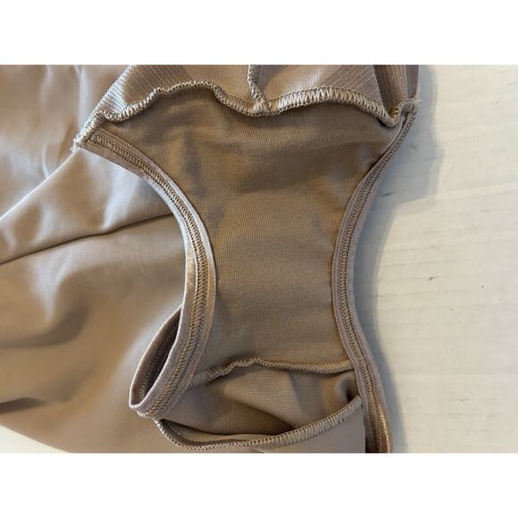 Miraclesuit Tan C70 Tummy Control Shapewear Bottoms Plus Size 2X Style 2705 Slim - Picture 7 of 9